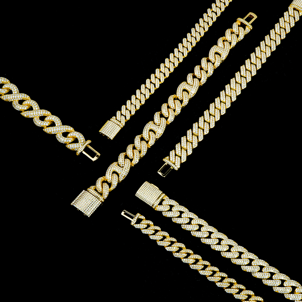 Mary62270789121's tweet image. Men's Hip Hop Cuban Bracelet
Bracelet/necklace/ring
Material: 925 silver and moissanite
For more information message me directly
#cubanchain #tennischain #cubanlink #jewelry #diamondwatch #icedout #icedoutjewelry #hiphopjewelry #diamondchain #goldchains #hiphop #Moissanitechain