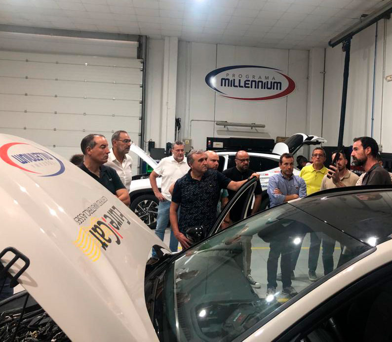 Durante la tarde de ayer nos visitaron talleres clientes de <a href="/AutoVilber/">AutoRecambios Vilber</a> acompañados de sus representantes.
El tour por nuestros servicios les pareció muy interesante.
¡Gracias por la visita! Esperamos veros de nuevo muy pronto!
#advilber #grupeina #posventa