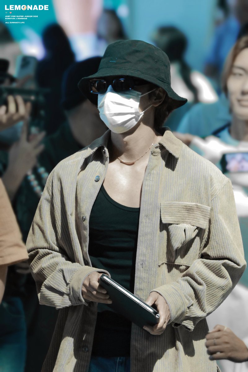 230922 ICN 출국 ✈️ 동해 

🥵🥵

#동해 #이동해 #DONGHAE
#슈퍼주니어 #SUPERJUNIOR
<a href="/donghae861015/">Super Junior 이동해</a>