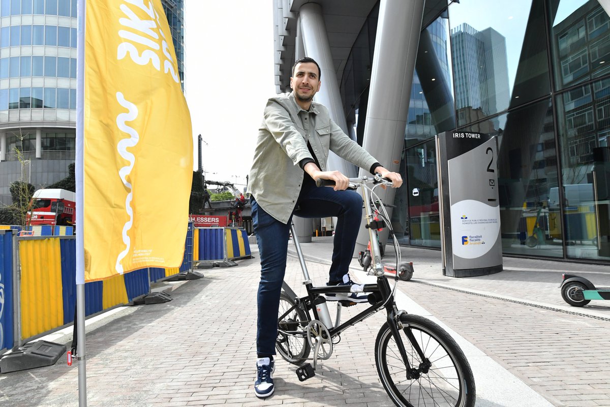 HellohelloChloe's tweet photo. Comme chaque année, le programme de la SMOB est intense, mais riche, et ce, en particulier dans les échanges sur la transition vers une mobilité plus active, économique, efficace et répondant aux enjeux actuels en matière d'environnement et de climat. https://t.co/jjfL1odH9C