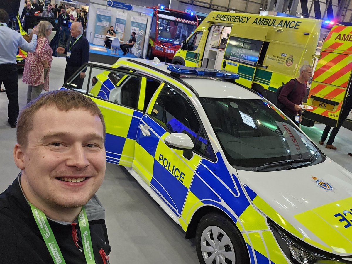 East Midlands Ambulance Service NHS Trust tweet media