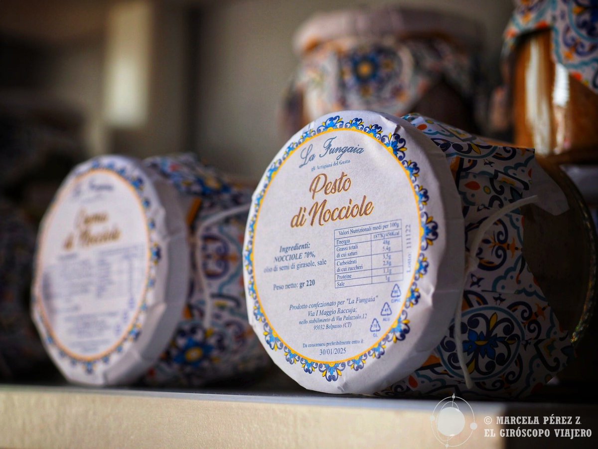 giroscopoviaja's tweet photo. En Ucria nos han recibido con una degustación de productos típicos que tiene la avellana como ingrediente de pastas, pesto, crema o licor, entre muchas cosas más.
#ucria @Nebrodinotizie #sicilia @VisitSicilyOP https://t.co/iVqT0K37IO
