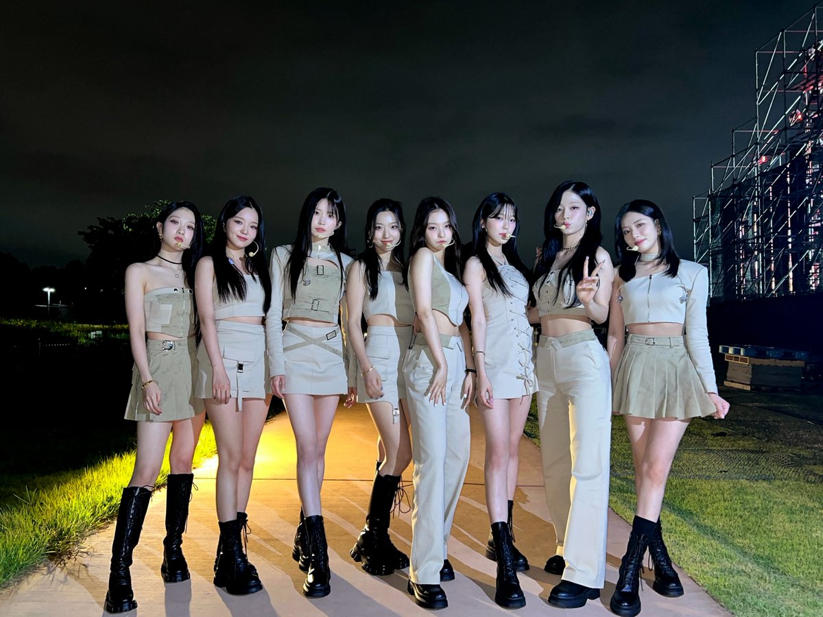 [💌#fromis_9]
건군 75주년 및 한미 동맹 70주년 기념 음악회
영웅들을 위한 노래, Song For Hero🫡
오늘도 반짝이는 프롬이들과 함께해 준 플로버 고마워요☘️

#프로미스나인