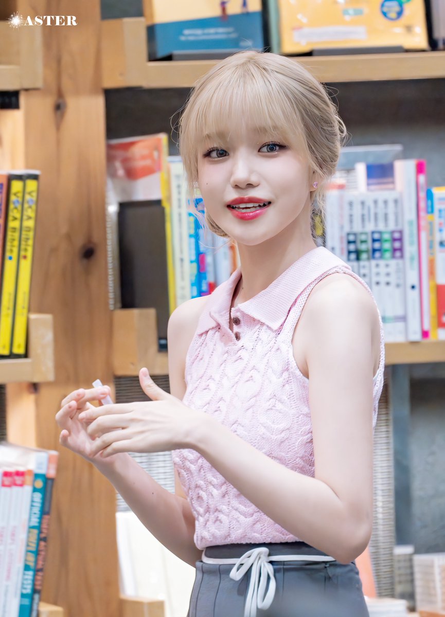 JJOYUL_LOVER's tweet image. #조유리 #JoYuri #チョユリ
#조유리_TAXI

[230812] 엠투유 조유리 팬사인회 #17 - END