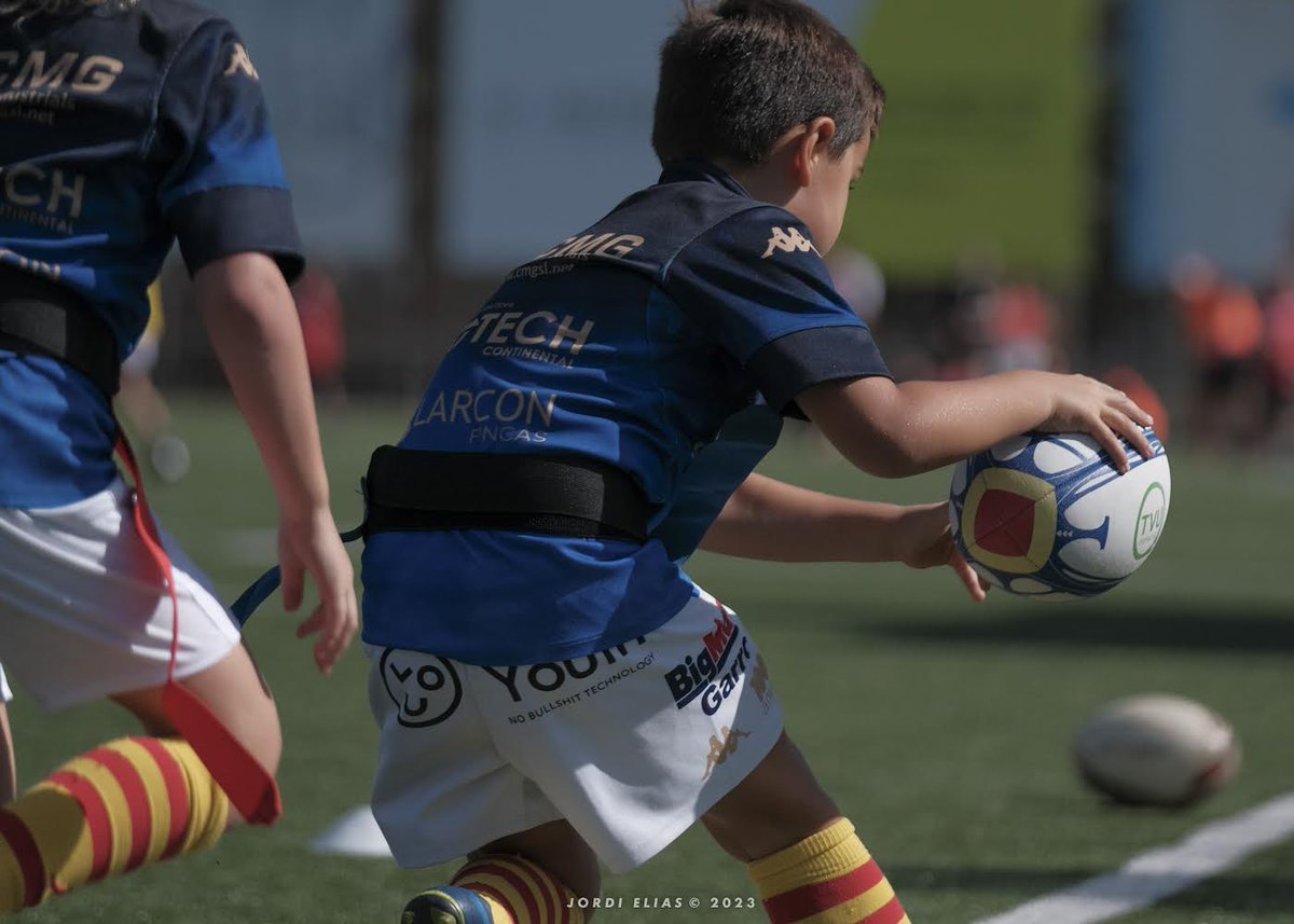 @rugby_sitges @buc1929 🏉 𝐄𝐬𝐜𝐨𝐥𝐚 - Entrenament al Baldiri Aleu de 9.30h a 11.00h (dissabte)

📆 Diumenge 24 de setembre:

🔹 𝐒𝐮𝐛-𝟏𝟖 𝐀 (12.00h) 
🆚 C.B.C. Monkstown (Irlanda)
🏟 Estadi Baldiri Aleu

Ferro i força, equips! 💙

#FerroSantBoi