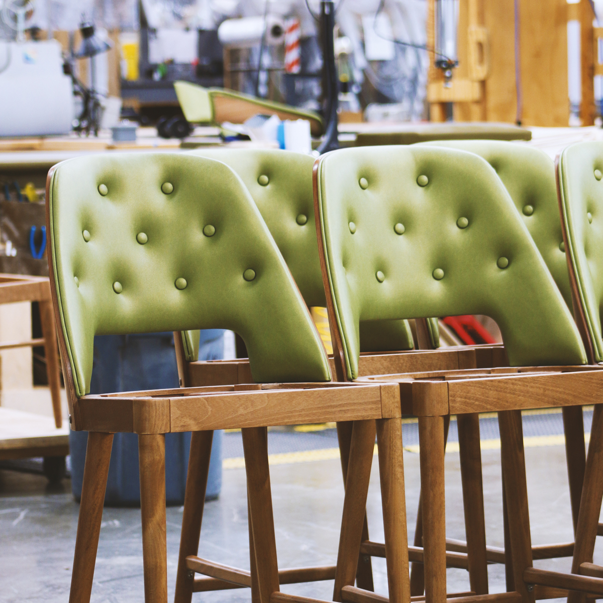 Happy Friday!

These No. 53 barstools might be waiting for their seats but they are looking forward to the weekend and many weekends to come!

#furniture #modernfurniture #indoorfurniture #commercialfurniture #hospitalityfurniture #craftsmanship #interiordesign #upholstery