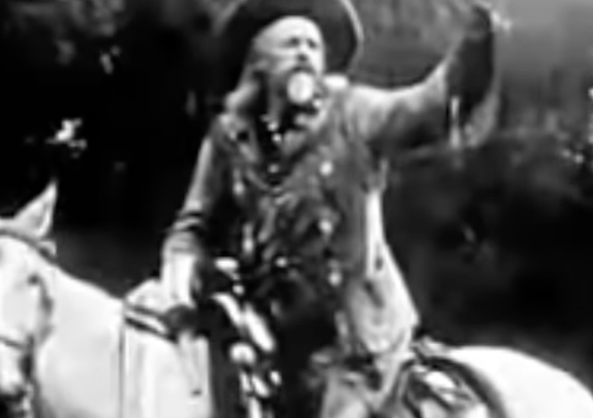 answerswithjoe's tweet photo. Western movies are lying to you! Here are the top #VideoImages from my video on Tumbleweeds in the Old West. Check out the full video at the link in my bio. #LaughSmarter
Check out the full video π https://t.co/Aj6xNoniTI https://t.co/x1AvoK6g2o