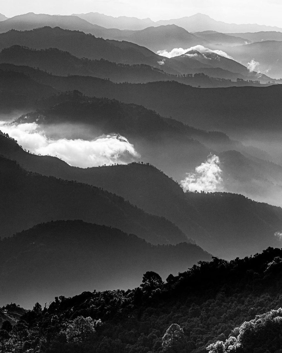 Nobody climbs #mountains for #scientific reasons. #Science is used to raise #money for the #expeditions, but you really #climb for the hell of it. 🗻 #landscapephotography #uttarakhand @UTDBofficial #rishikesh #haridwar #mountains #himalayas #blackandwhite #bnw #clouds #india