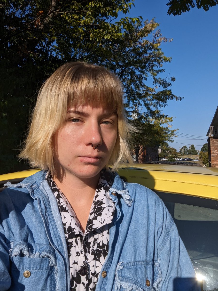 I just think I look cute today and I'm allowed to think that and post pictures of myself