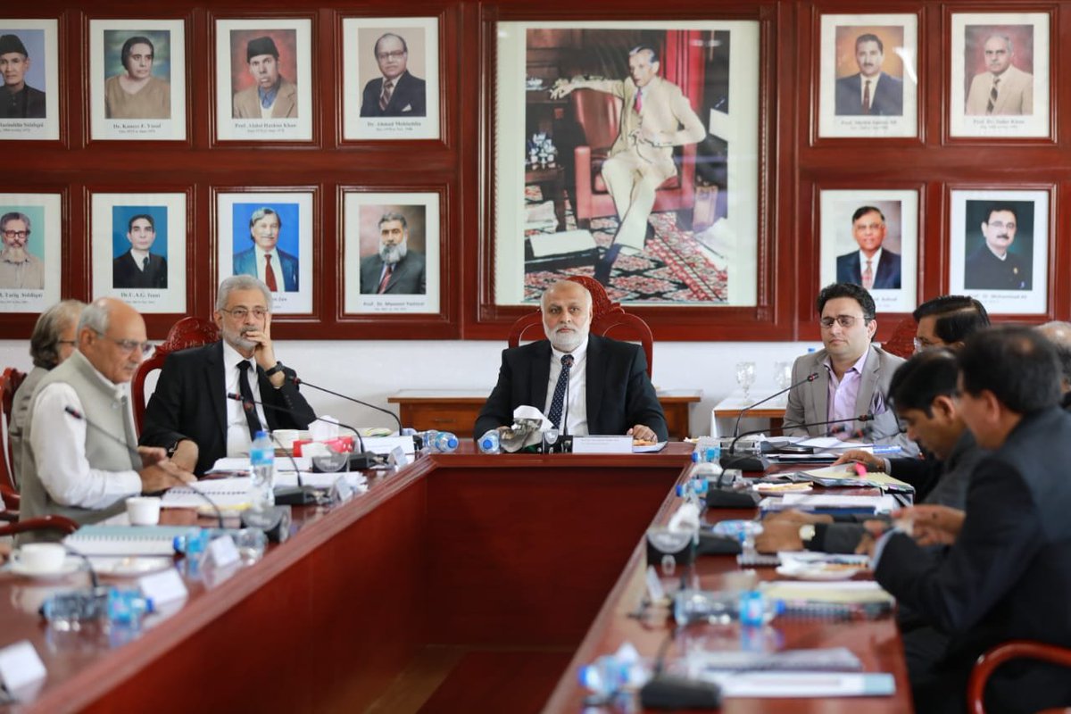 QAU Official tweet media