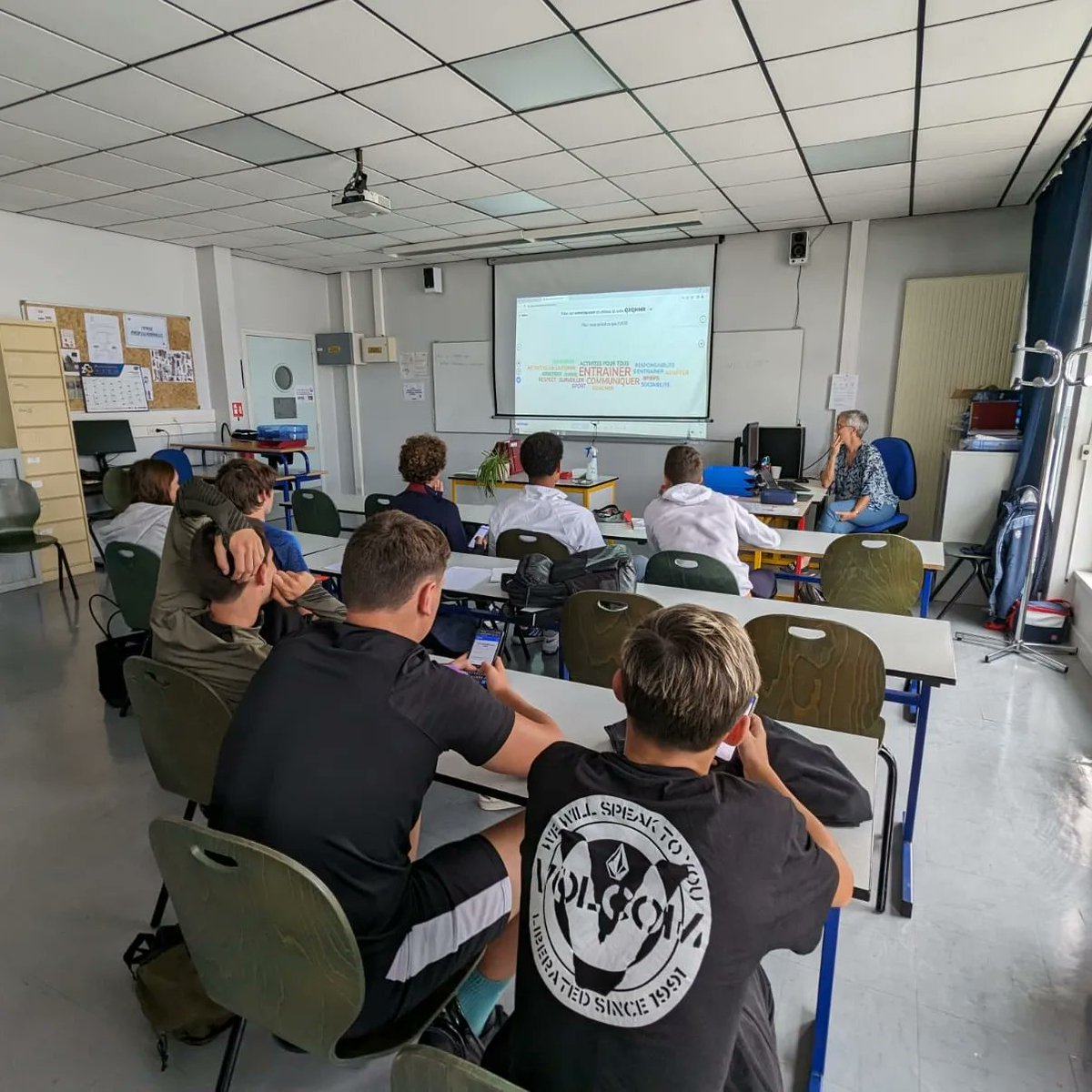 Lycée Des Métiers Risle-Seine tweet media