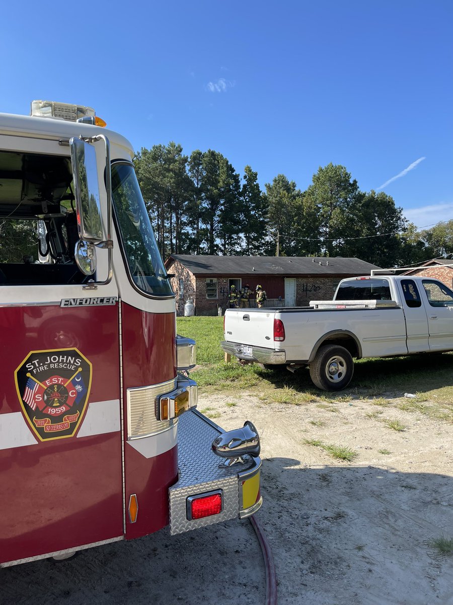 STJFD's tweet image. Happening now: STJFD Firefighters make quick work of a structure fire off of Abbapoola Road.