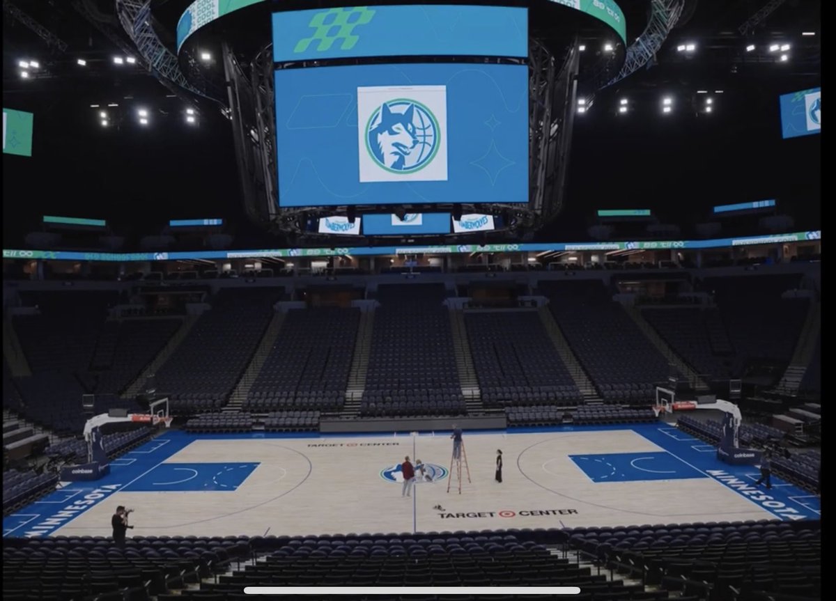 LetsTalk_Wolves's tweet image. On a scale of 1-10, how sweet are these jerseys??? 🔥