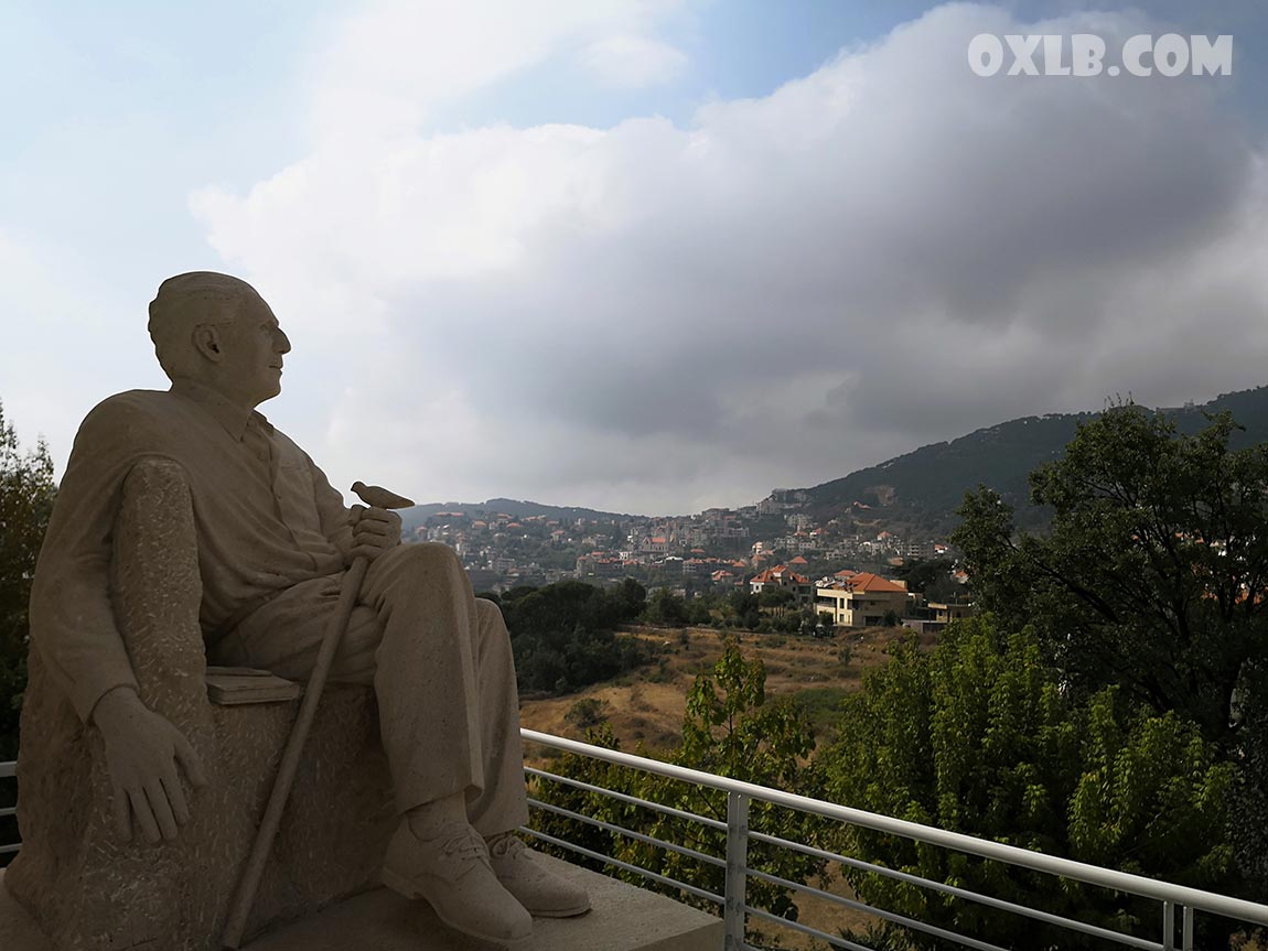 onefineart's tweet photo. Abdallah Ghanem Cultural Center... the statue of Ghanem looking into the beautiful Baskinta... Visit https://t.co/xfyQclOJMn 

#abdallahghanem #culturalcenter #baskinta #visitlebanon #lebanon #lebanon24 #discoverlebanon #onefineart https://t.co/qNzx99uNo8