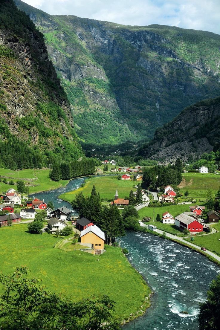 'Norway: Where fjords, mountains, and natural wonders await your discovery. 🏞️❄️🇳🇴 #Norway #ScenicBeauty'