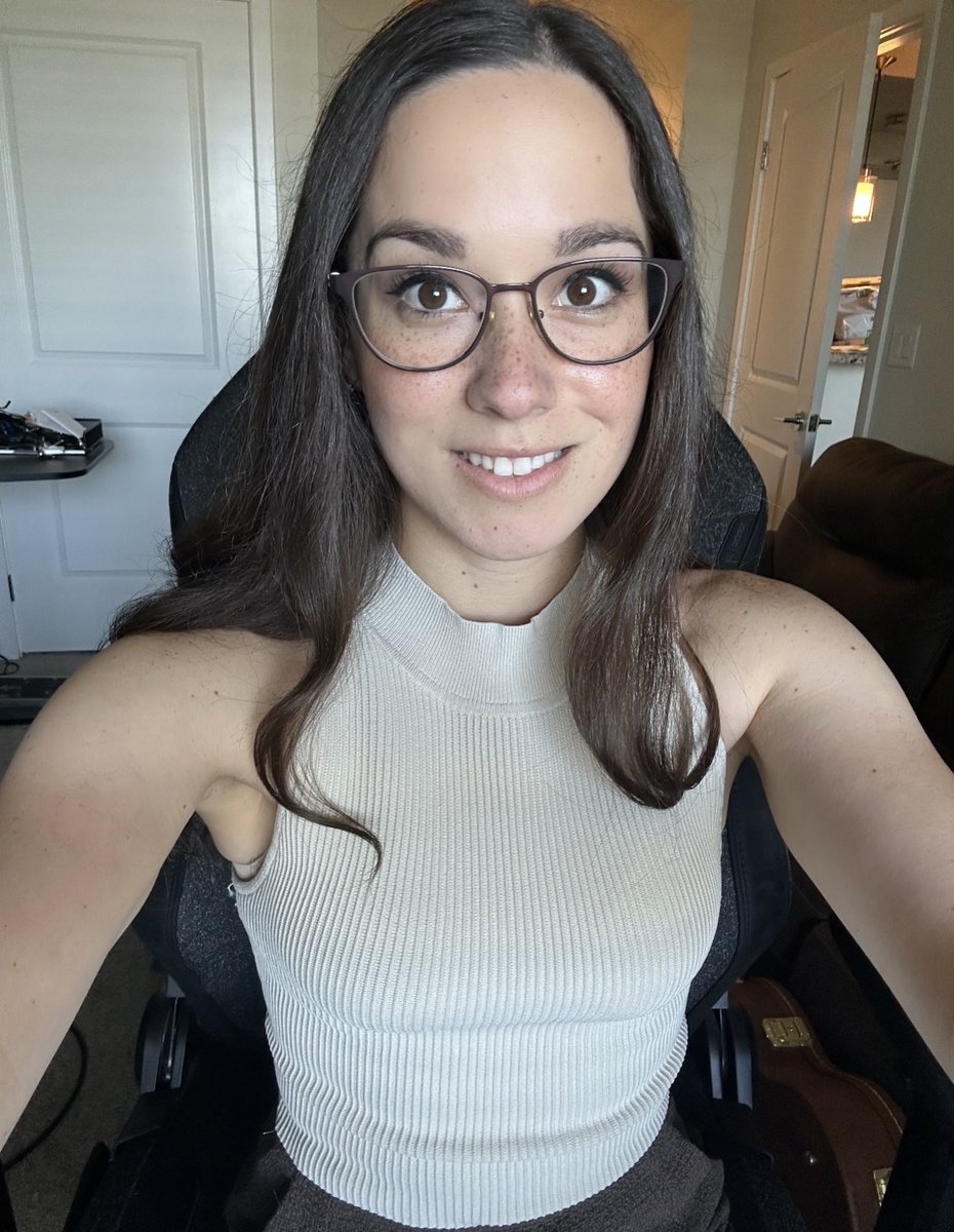 Alana Araya on X: ❤️ t.cofqvJFFJOie  X