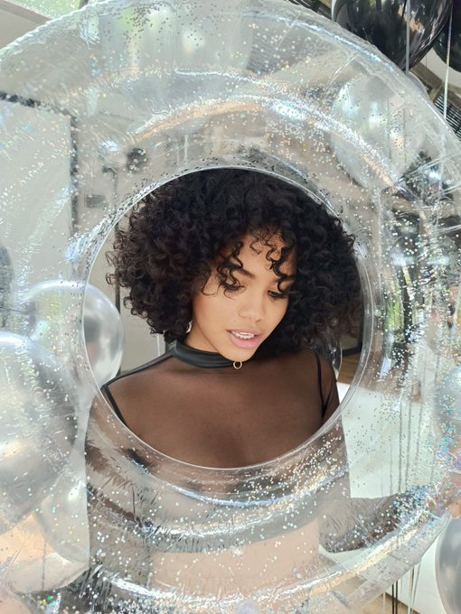 Paris shooting @dorcel @brillbabesxxx https://t.co/ipIotJ9Jqe<a class="tags" href="/tag/dorcel">@dorcel</a><a class="tags" href="/tag/brillbabesxxx">@brillbabesxxx</a>