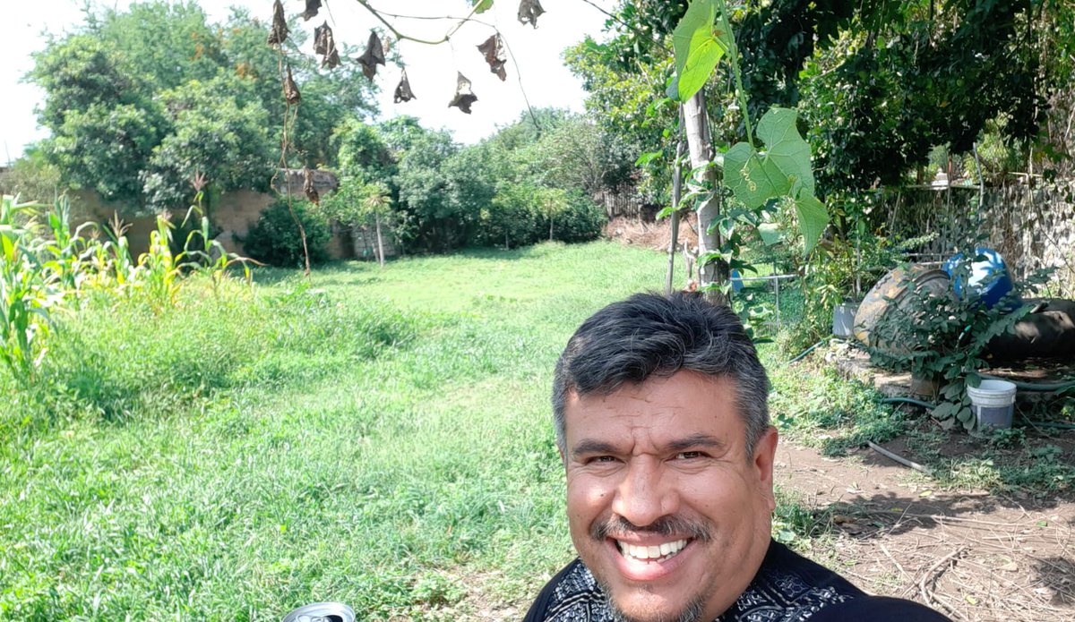 RealmoAlmo's tweet photo. Con mucho  #OrgulloDeDondeVengo y hacia donde voy. Siempre dando lo mejor. #SoyAmigoDeRey #DistritoXIX #SonríeEstasVivo https://t.co/DIk0LpwIkn