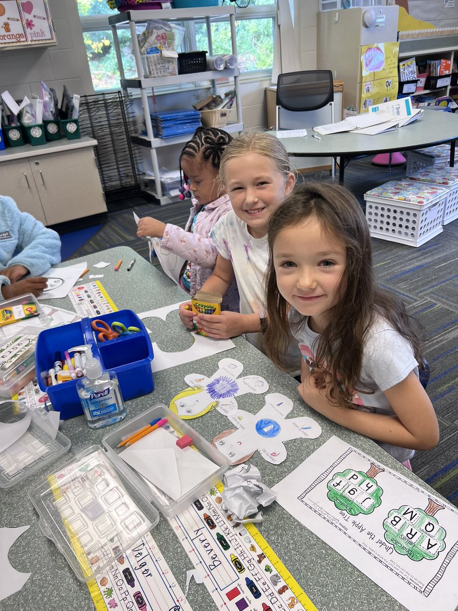 Tressa Collini tweet media