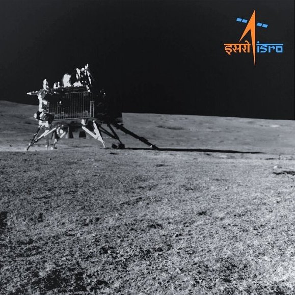 Space Nøsey tweet media