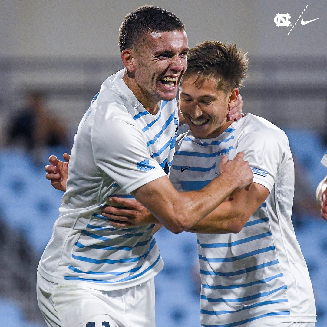 Only 𝓸𝓷𝓮 remains.

North Carolina is now the lone Division I school where both the women's and men's teams are undefeated!

#GoHeels