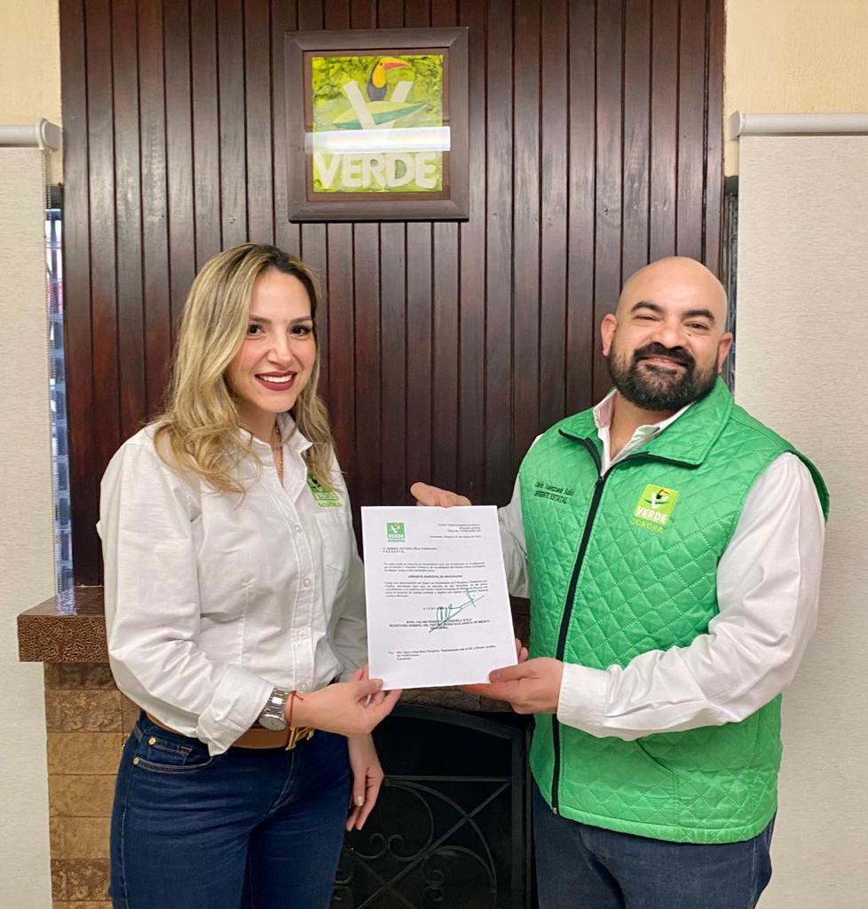 rvfelix's tweet photo. Hace algunos días asumí con gran orgullo, compromiso y dedicación la dirigencia de mi querido pueblo #Magdalena. 
Agradezco la invitación del Dirigente y amigo del @partidoverdeson, @CalvinVS.

¡Por un Magdalena más Verde! https://t.co/7nLxab9e6o