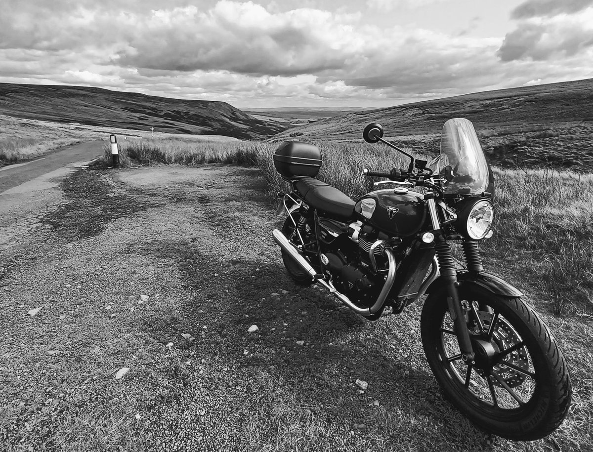 Muddy rainy ride out today , occasional glimpse of sunshine.  All good though the Speed Twin in rain mode handled beautifully on some mucky and flooded bits of road. Shame about the tiny mud guards !!  #motorcycles #triumphmotorcycles