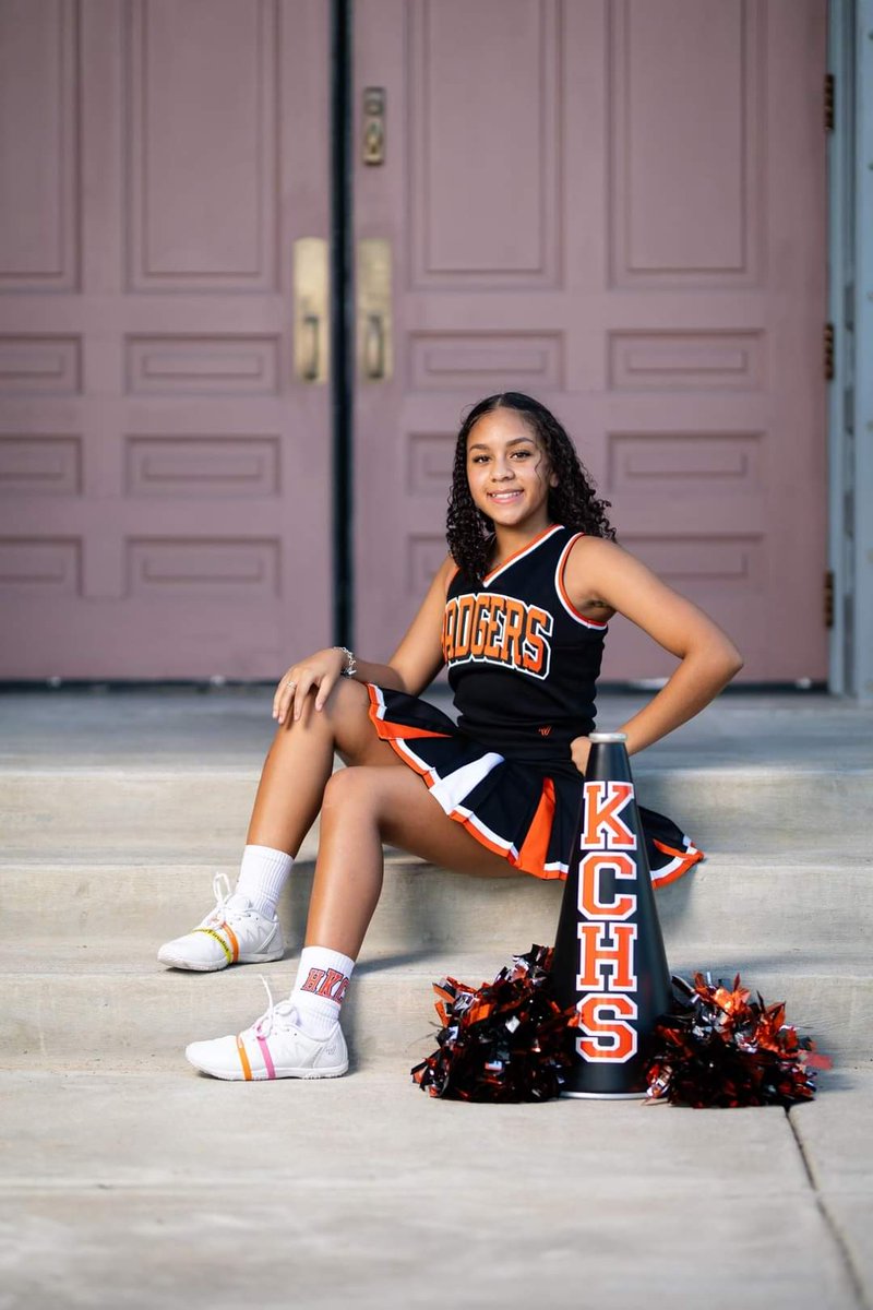 Proud of our girl Shaylin Foley! Cheerleader of the week! 🧡🖤