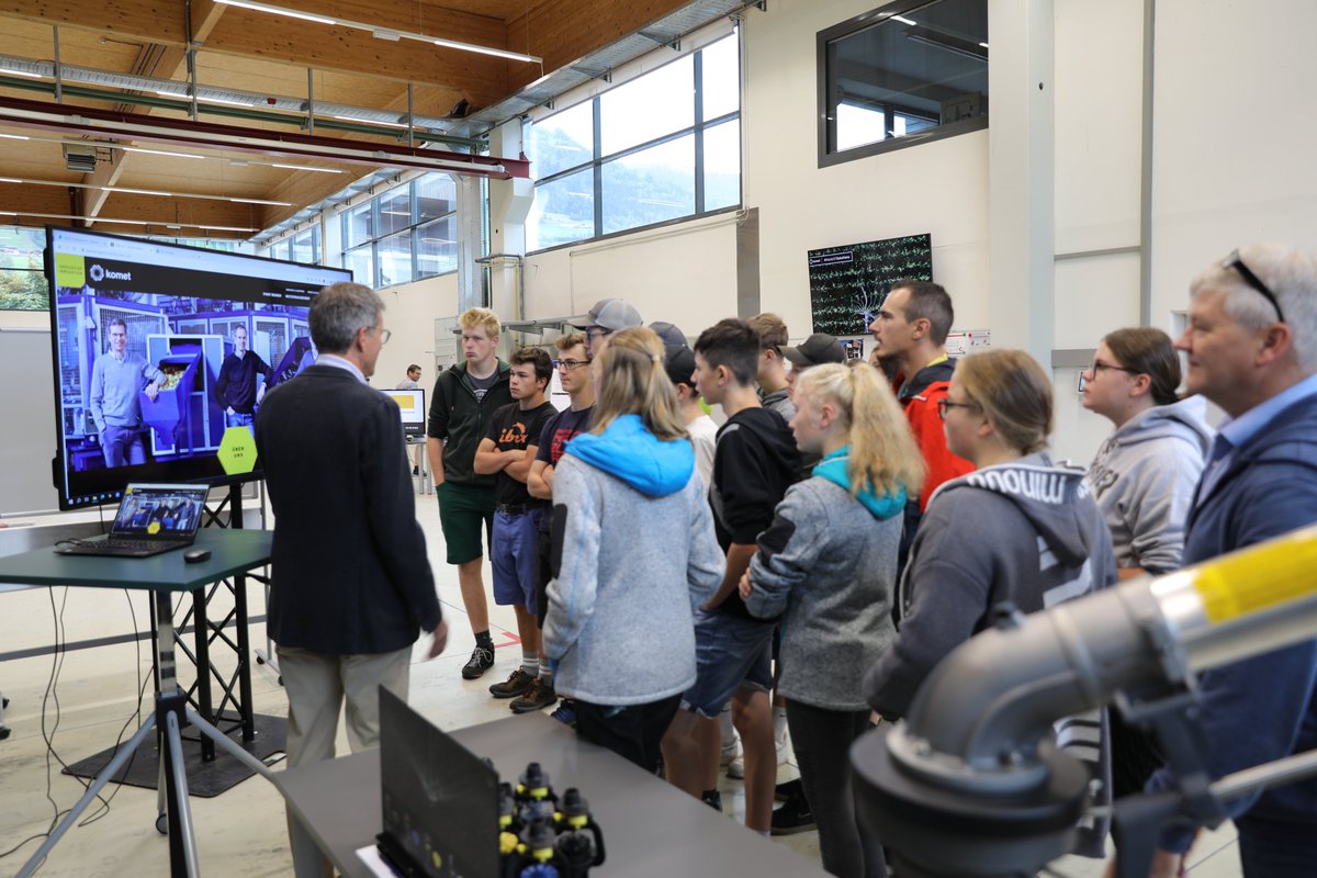 KometIrrigation's tweet photo. Openday 2023: Komet opens its doors to students, schools and people interested in what we do for the irrigation industry. A day to engage new irrigation experts and find out how we make the difference in sustainable irrigation. #irrigation #irrigationexperts
#KometIrrigation https://t.co/icFJQ2HErG