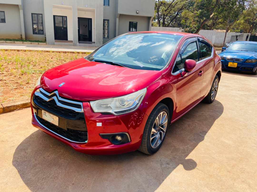 Kingsridesltd's tweet photo. @lbjoza Unregistered Citroen DS4
Mileage 89,000KMS
2013 Model
Price 11 Million
Negotiable
Location: Lilongwe
Contact us: +265994055255 https://t.co/dnwbmb2HcJ
