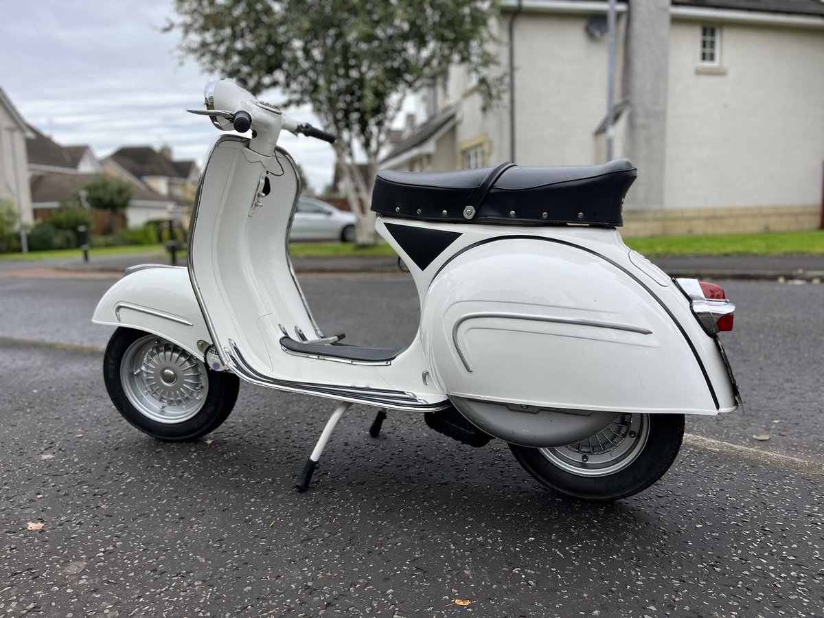 robert2burns's tweet photo. Patient ready to leave the clinic after complete engine rebuild and recommissioning from being a racer back to a classic #vespa #gs160 #mk1 #classic #2stroke https://t.co/nsXZTcf50c