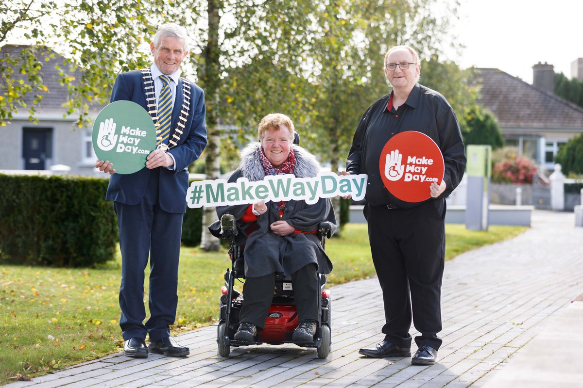 ClareCoCo's tweet image. Today is @MakeWayDay 2023 👋

Follow us today as we highlight upgrades and improvements which Clare County Council has intsalled over the past year with the aim of making Clare more accessible to those with disabilities ♿️

Read more on Make Way Day at: clarecoco.ie/your-council/[…