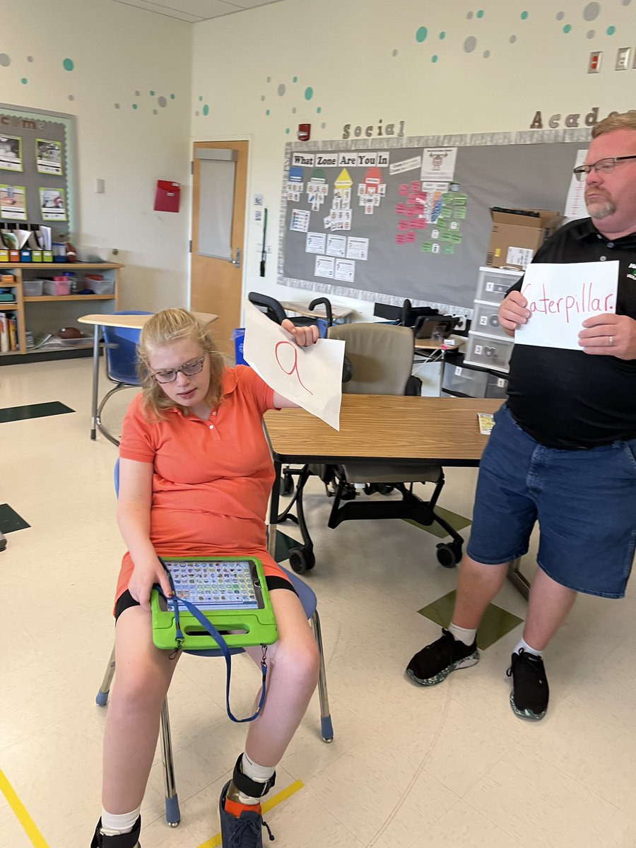 Playing “be the sentence” and making sentences about interesting insects that we find <a href="/BuildingWingsCo/">Building Wings</a> <a href="/APS_SLPS/">APSVA SLPs</a>