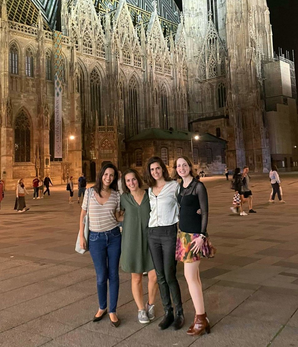 LGodny's tweet photo. Great ECCO @D_ECCO_IBD meeting in Vienna.. Exciting projects and opportunities for the #IBD dietitian community. Stay tuned and see you in Stockholm #ECCO24 @VaioSvolos @vds_julie1 @EmmaHalmos @sarbagili @ibdseb @alearmuzzi @HenitYanaiMD @GionataFiorino https://t.co/fELAKeIeB5