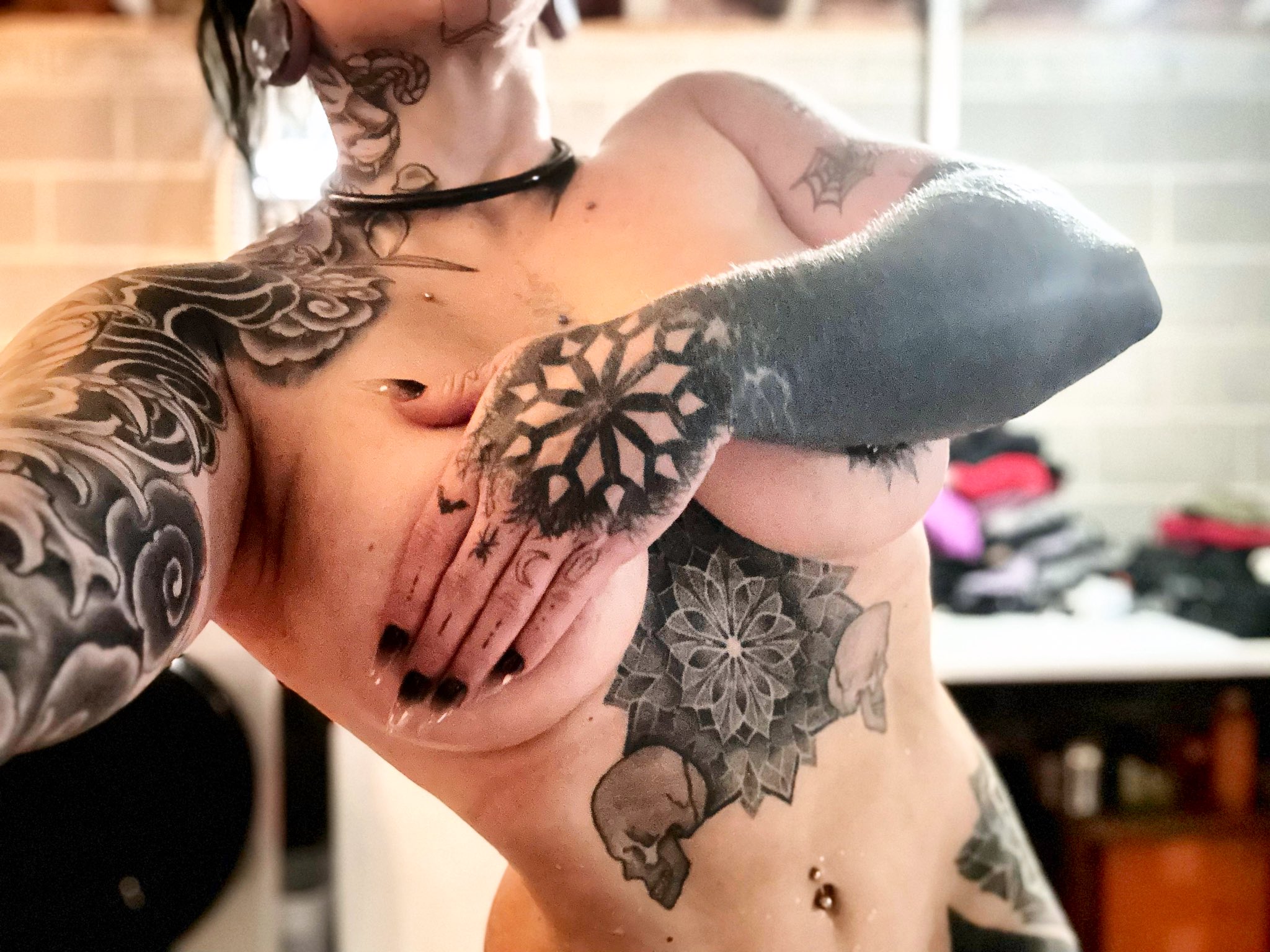 𝓙𝓸𝓻𝓭𝓪𝓲𝓷𝓢𝓾𝓮 on X: happy weekend my little sluts💕 buy and then  cum to my porn or else… nothing but it probably wont feel as good.  t.co6iVCrUSlkD  X