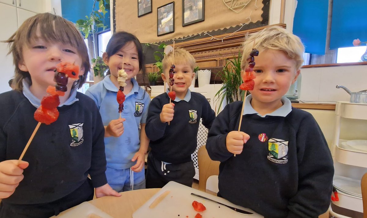 The nursery children have been learning about healthy eating this week so they visited the local fruit and veg shop, Nature’s Harvest, to buy some fruit which they used to create fruit kebabs for morning snack.