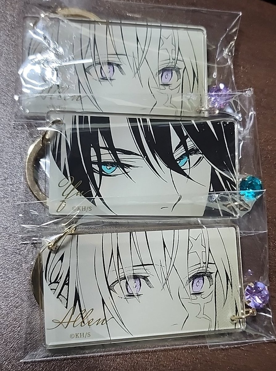 アレンくんに挟まれる神田になってる………😌 