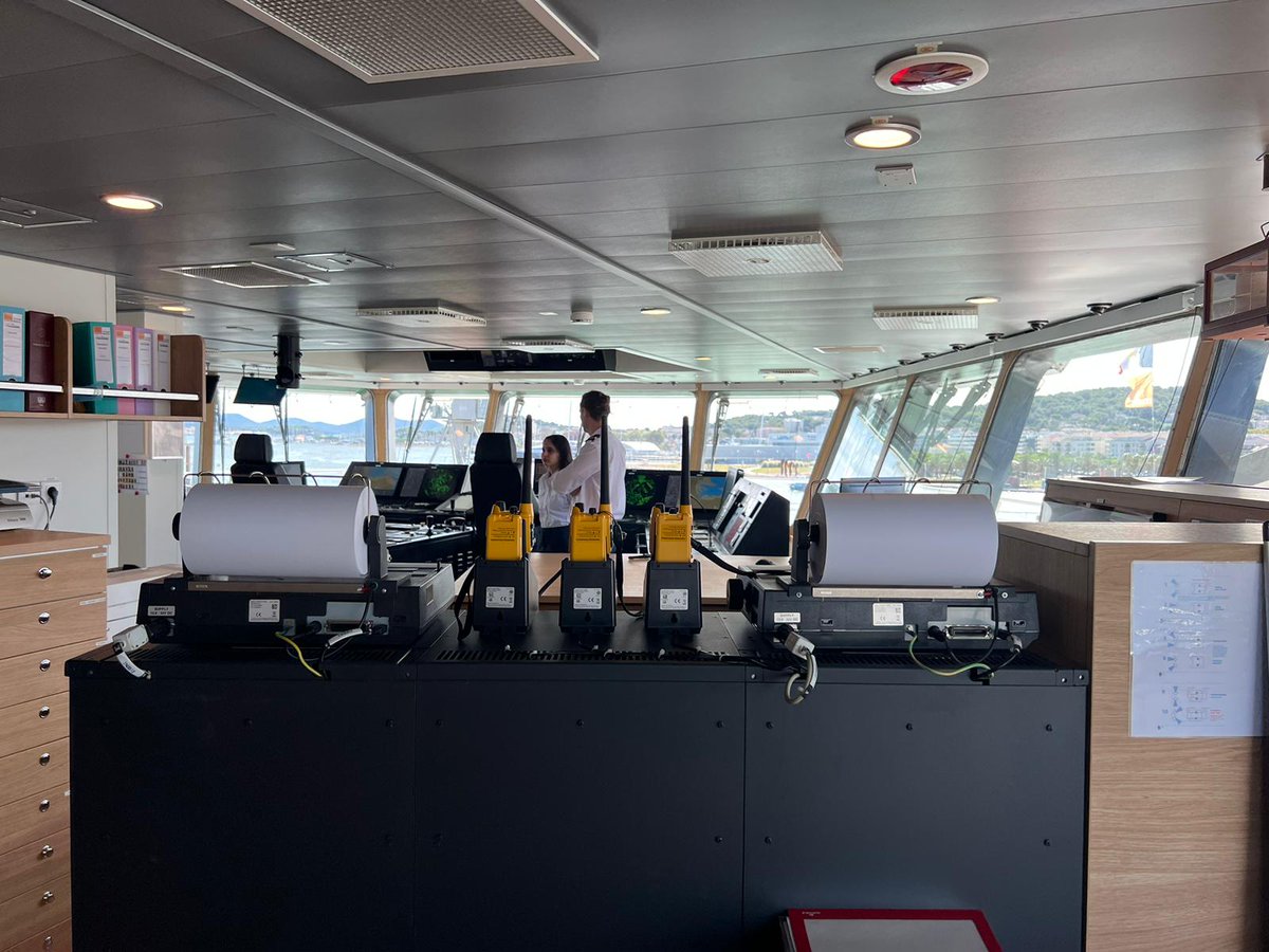 🚢Notre navire câblier est prêt à prendre le large !
Fleuron de technologie, le #SophieGermain permettra de maintenir et réparer les câbles sous-marins, un réseau indispensable au transit de 99% des communications internationales ! Le tout à empreinte environnementale réduite 👍