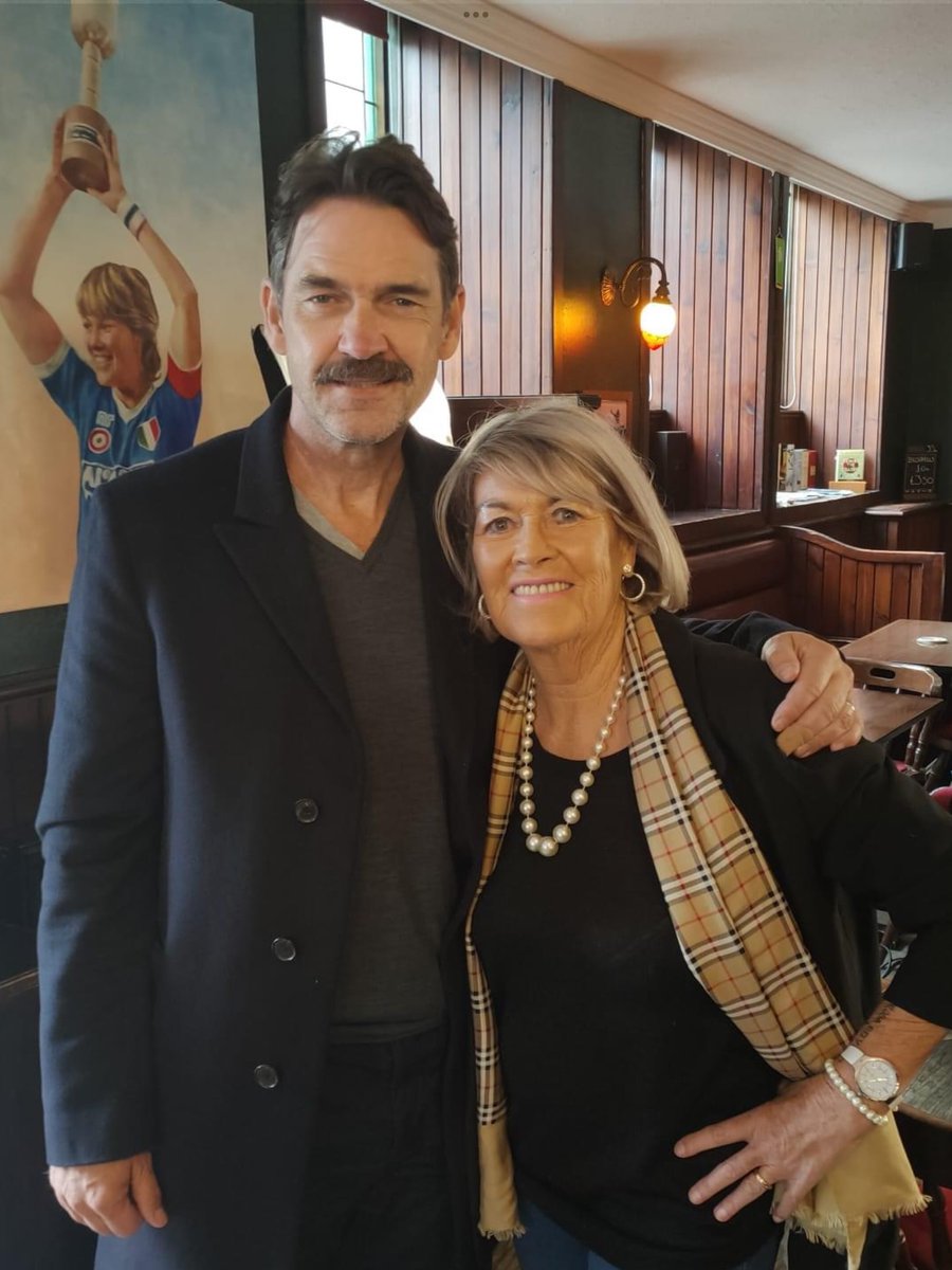 Rose Reilly and Dougray Scott in the Rose Reilly pub, Govanhill, Glasgow today #rosereilly #dougrayscott #govanhill
