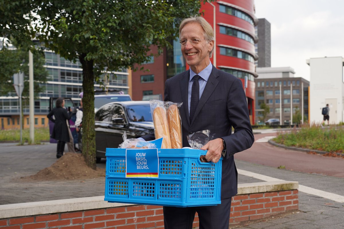 Robbert Dijkgraaf tweet media