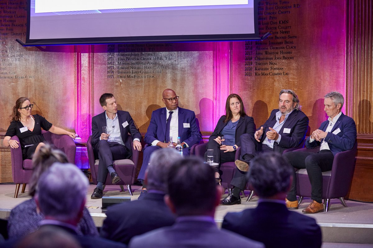 ftipropcomms's tweet photo. On Wednesday we partnered with @RICSEngland, hosting @EGPropertyNews, @Savills, @BritishLandPLC, @JLL, @avivainvestors, @CBRE &amp; Prestbury Group for an insightful discussion on the current and future UK real estate market one year on from the mini budget. https://t.co/7o40co7qDa