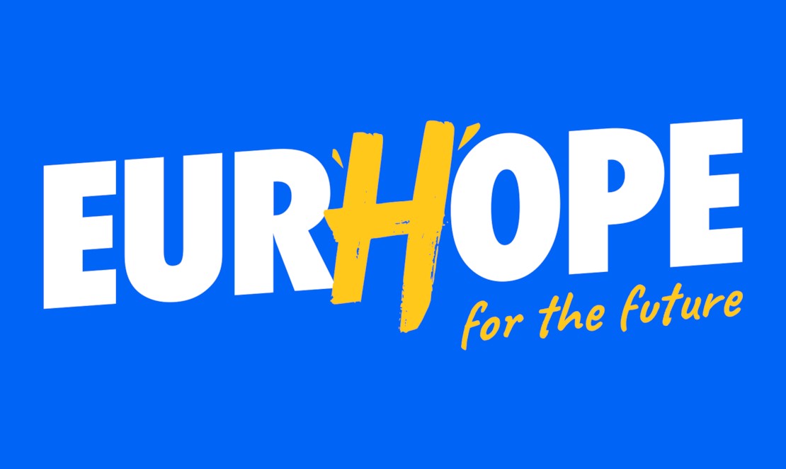 SitraFund's tweet image. Kokeilemme parhaillaan Polis-alustaa ja uudenlaista tapaa keskustella ja osallistua.

Kansalaisten ajatuksia kartoitetaan myös Euroopan laajuisessa #EurHope-kokeilussa. 

Jo yli 800 000 on antanut äänensä, vielä ehdit antaa omasi👇 make.org/FI/consultatio…

#EU #Demtech