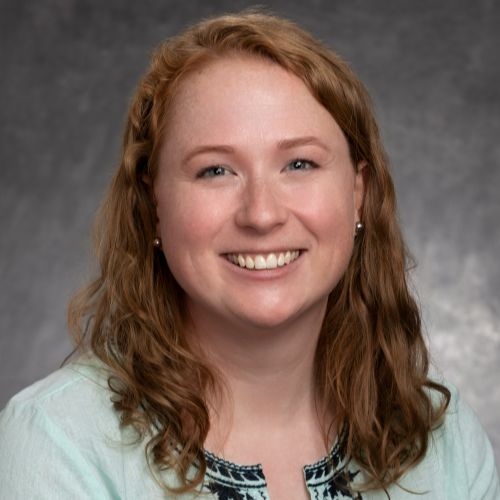 It's intern Elizabeth Stevens, M.D.'s turn! She chose to stay at here due to our dedication to teaching, commitment to the community, and supportive environment. For career aspirations, she is interested in social determinants of health and critical care or complex care.