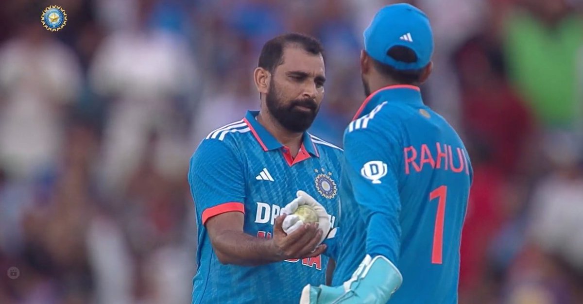FIVE-WICKET HAUL FOR SHAMI. Indian fast bowling on a roll, in a hot Mohali day, he has been incredible, What a bowler.