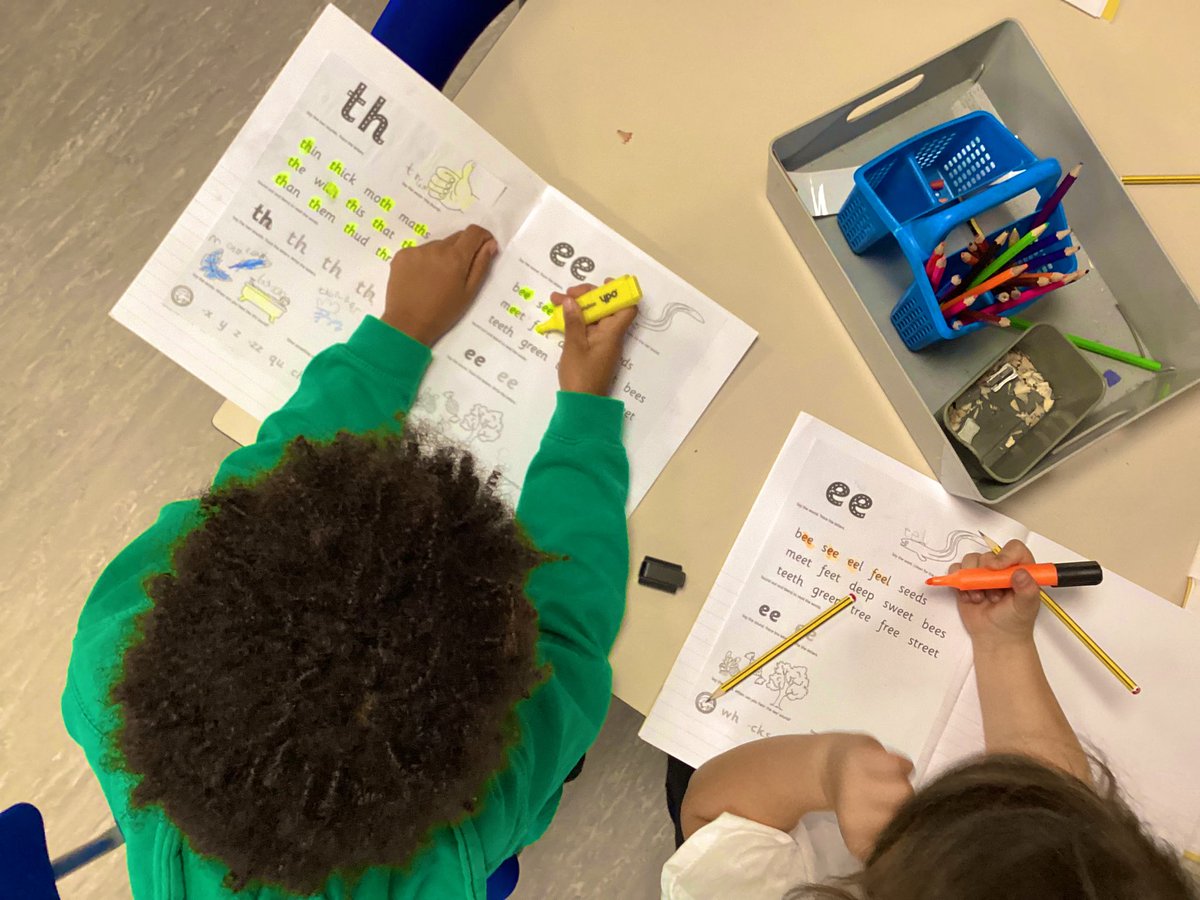 Our Year 1 children working hard on their phonics.
#phonics #ks1