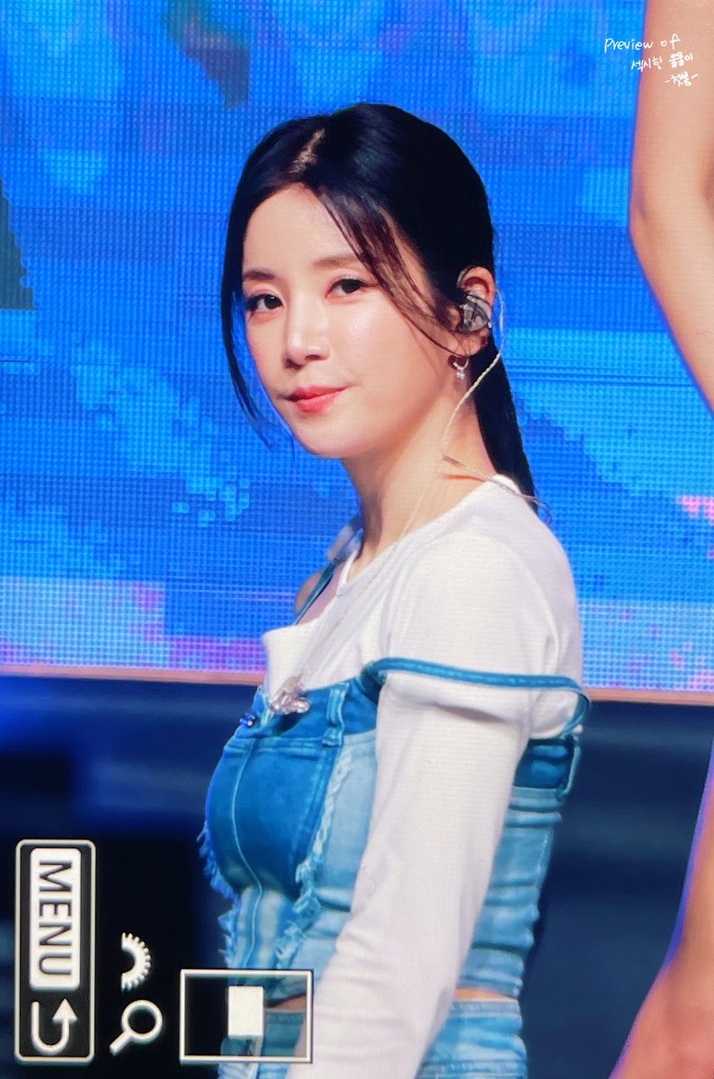 첫봄 The First Spring tweet media