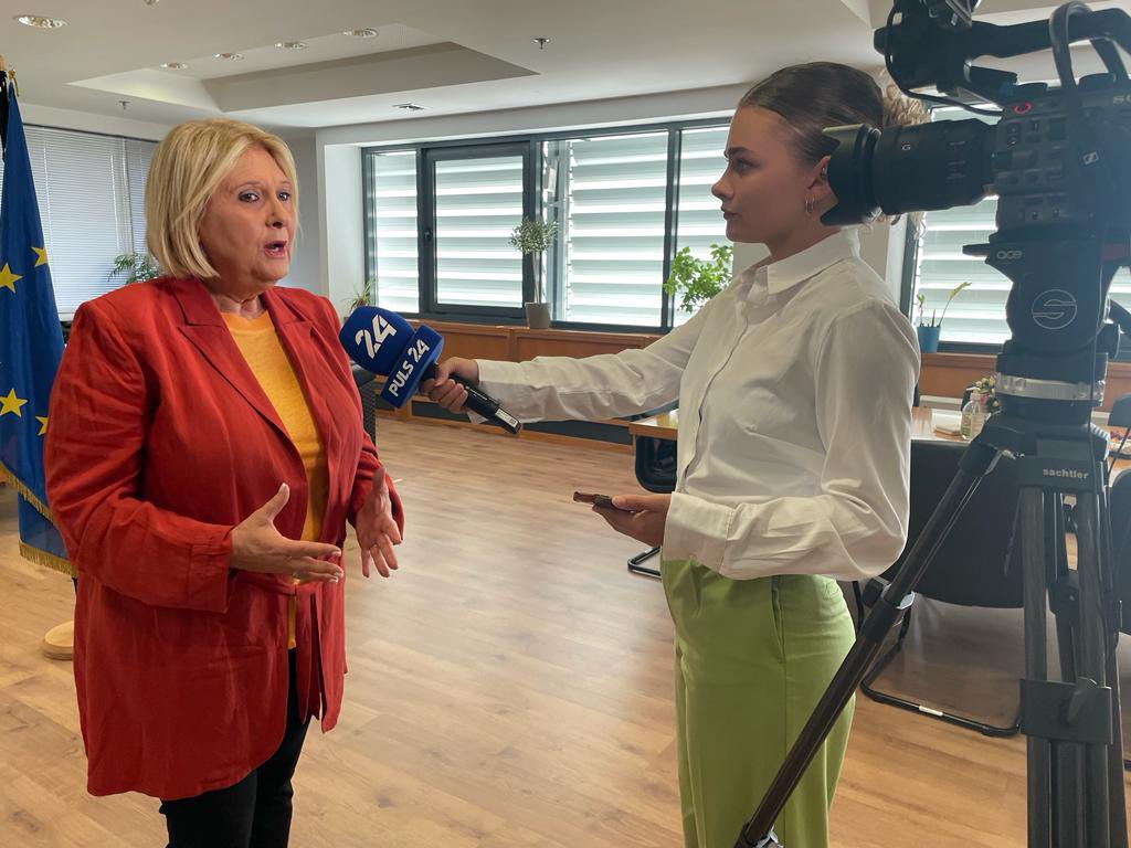 Im Interview mit <a href="/Sofia_voultepsi/">Σοφία Βούλτεψη</a> zu der aktuellen Flüchtlingssituation in Griechenland. Die stellvertretende Migrationsministerin fordert eine europäische Lösung in Hinblick auf den Anstieg der ankommenden Flüchtlinge auf den griechischen Inseln.
<a href="/eurotours_eu/">Eurotours EU</a>