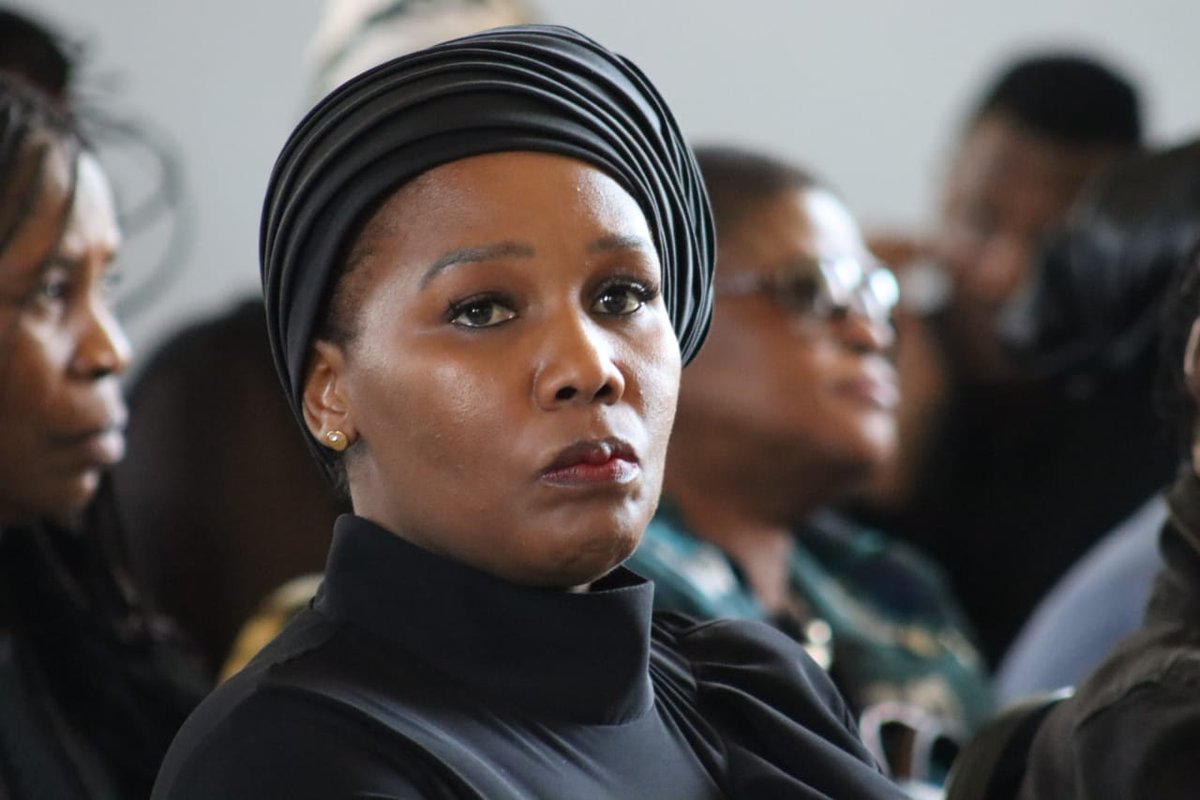 DadaMorero's tweet image. Funeral of my dear mother Ntombi Kellinah Morero.

📍Orlando (SOWETO)

#RIPMA 
#RIPNtombiMorero