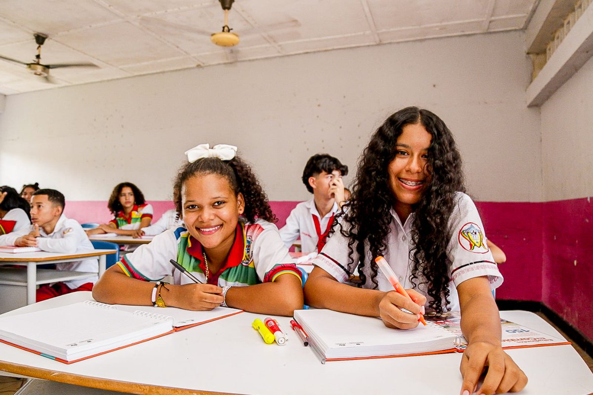 Gobernación ofrece 7 mil cupos en las instituciones educativas del Magdalena
Los trámites de inscripción y matrícula en todos los colegios oficiales del Departamento son gratuitos y no requieren intermediarios.