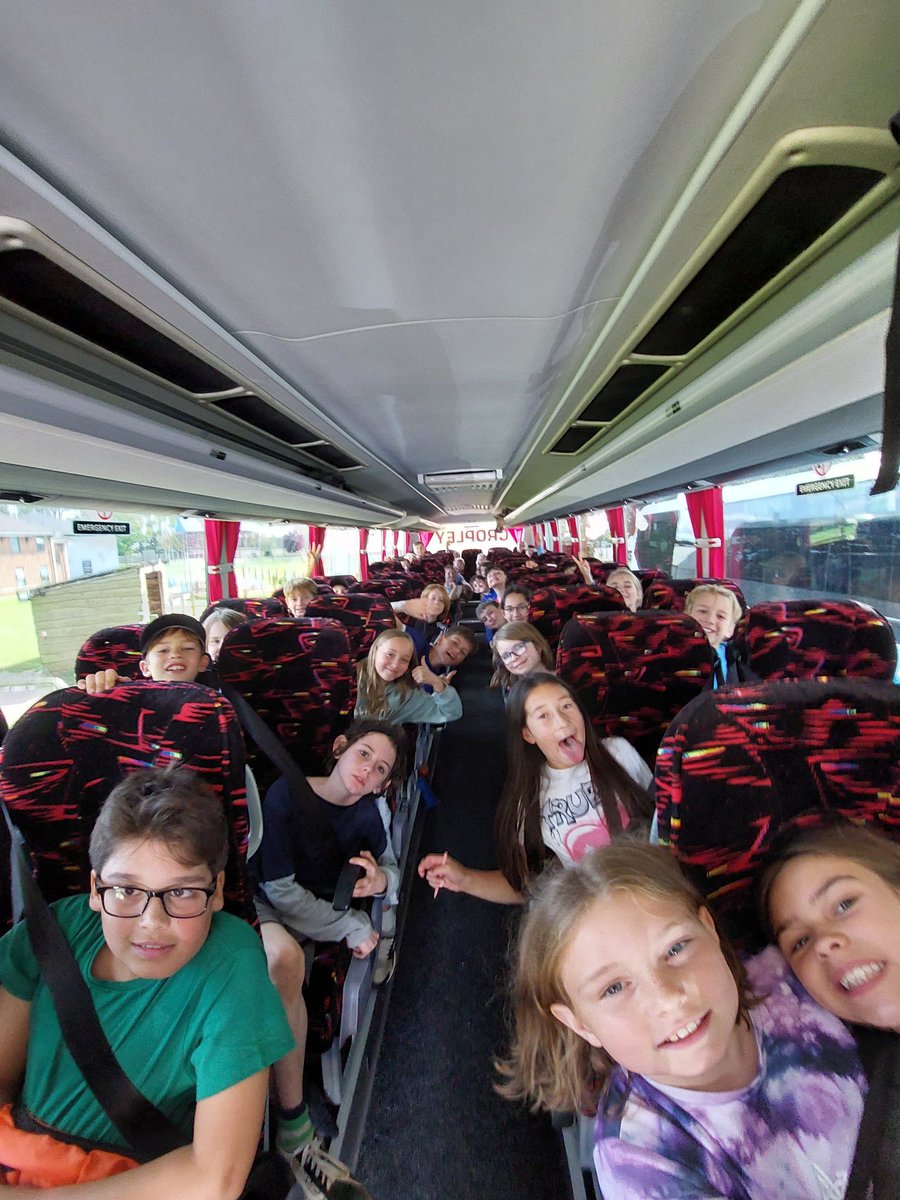 Wheatfields_'s tweet image. We are on our way home.😊